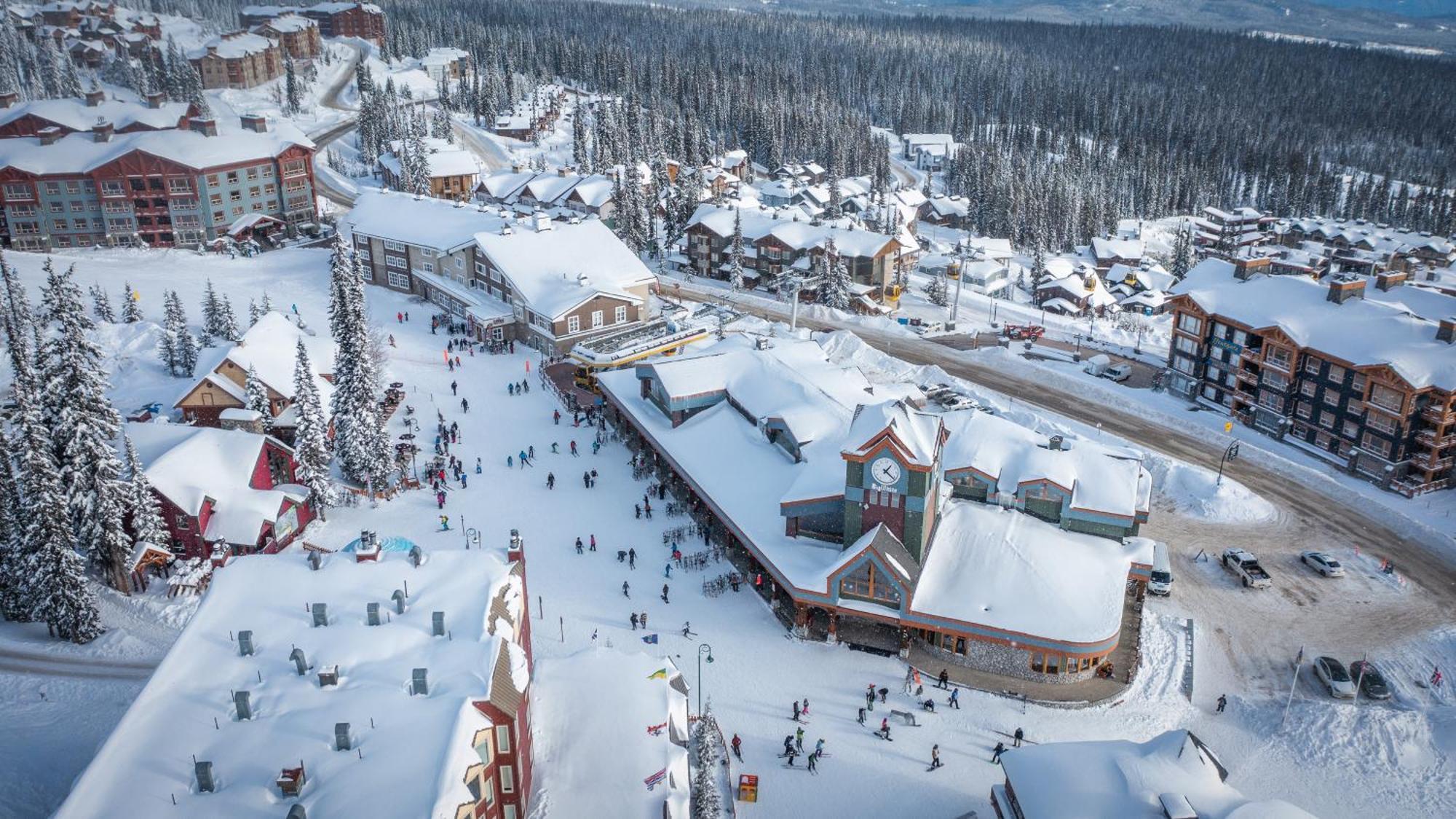 Fresh Tracks Retreat - Ski In Out Mtn View & Private Hot Tub Big White Ski Resort Экстерьер фото