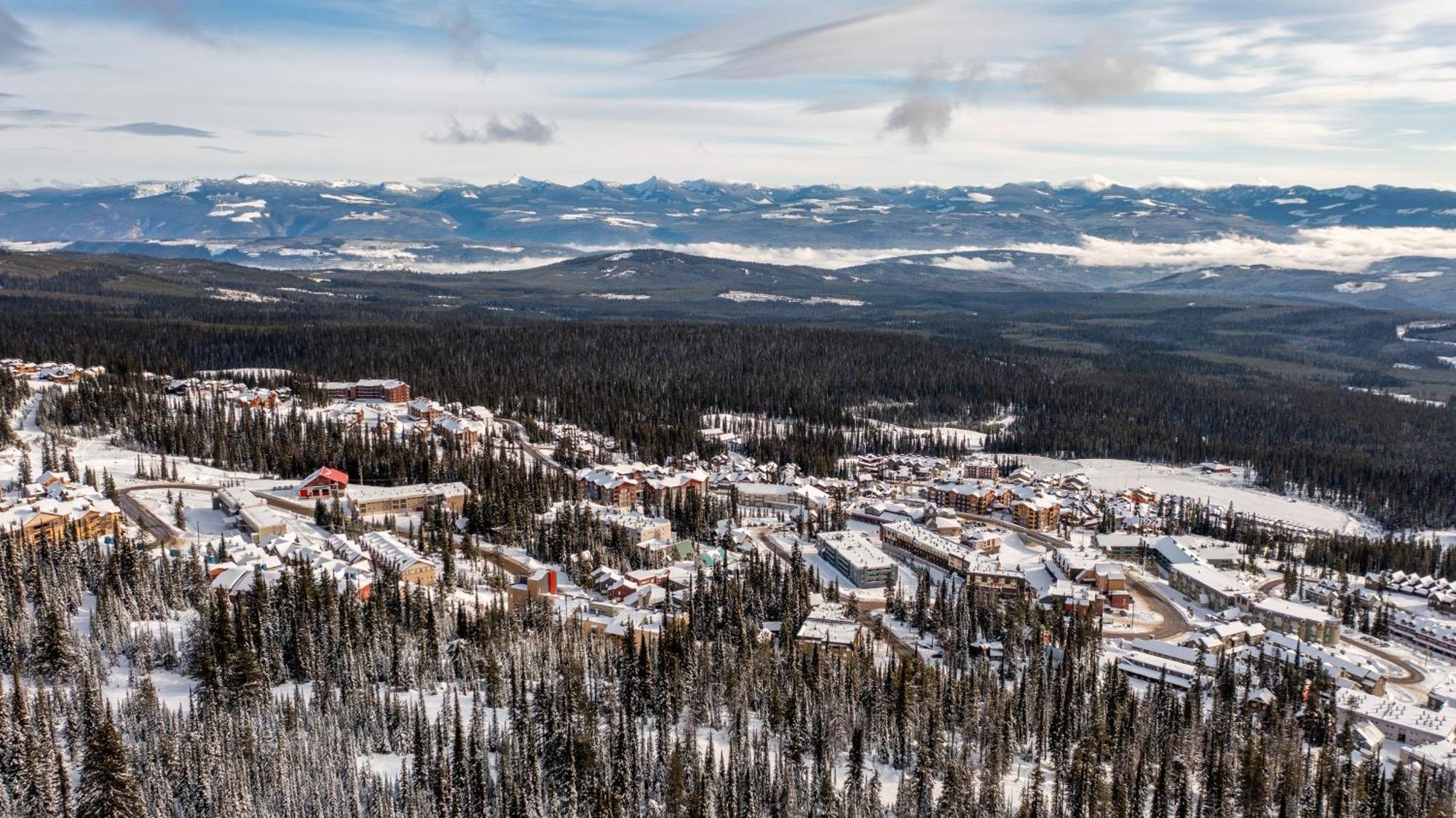 Fresh Tracks Retreat - Ski In Out Mtn View & Private Hot Tub Big White Ski Resort Экстерьер фото